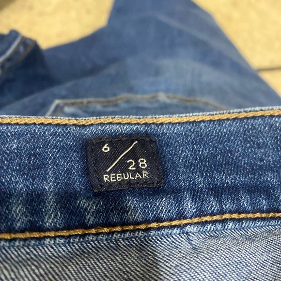 Lucky Brand Women’s Dark Blue Distressed Skinny Jeans – Size 8 / 28 - Picture 8 of 9